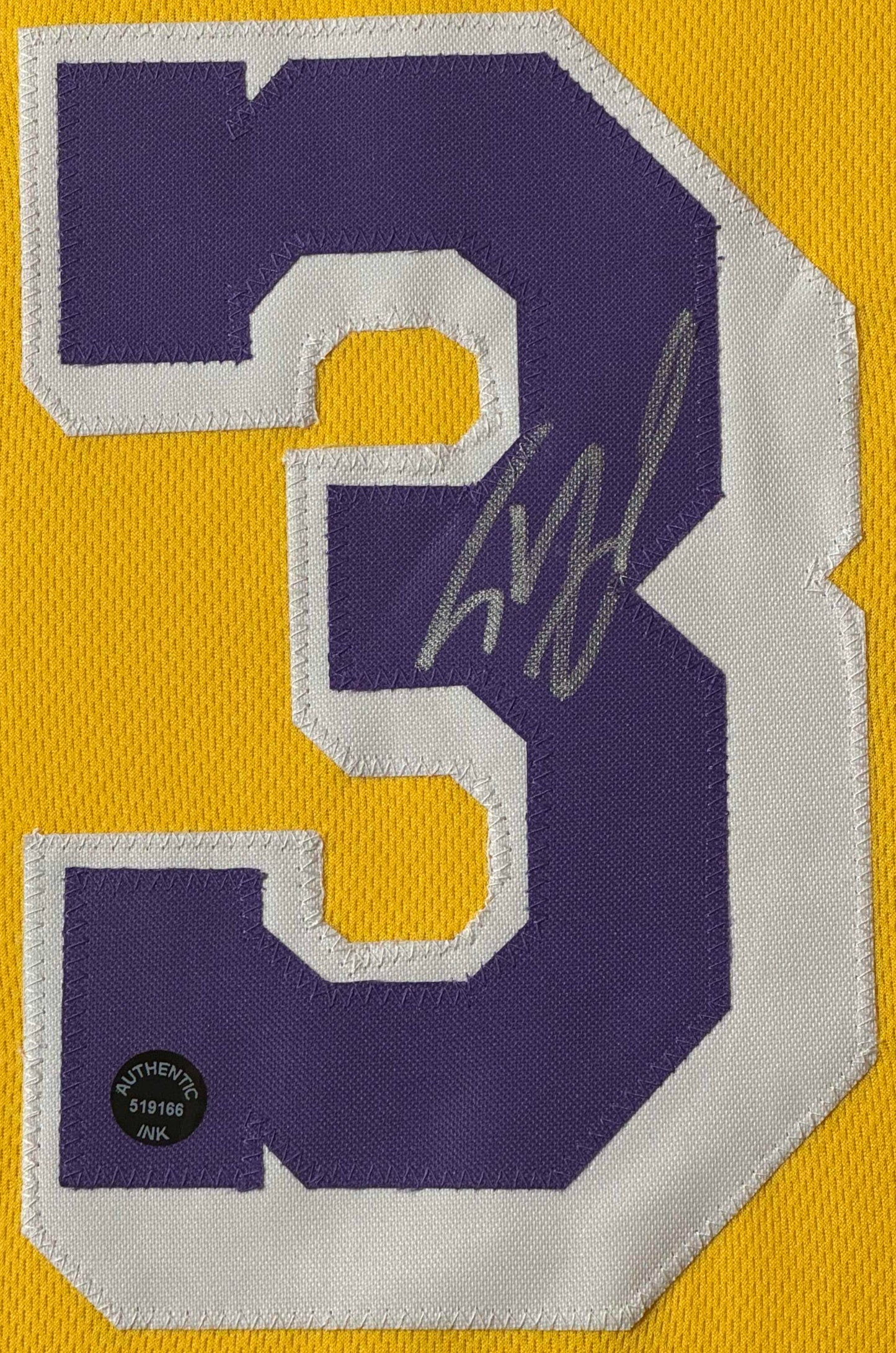 Shaquille O'Neal Signed Los Angeles Lakers Jersey Framed Authentic Ink COA - Close up of Number