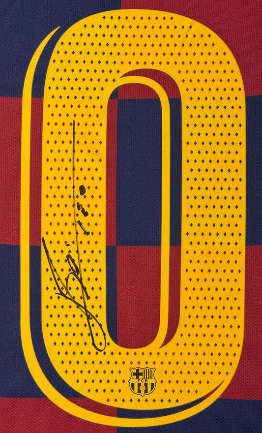 Lionel Messi Signed FC Barcelona Nike Jersey Framed Beckett LOA & COA - Close up of Number