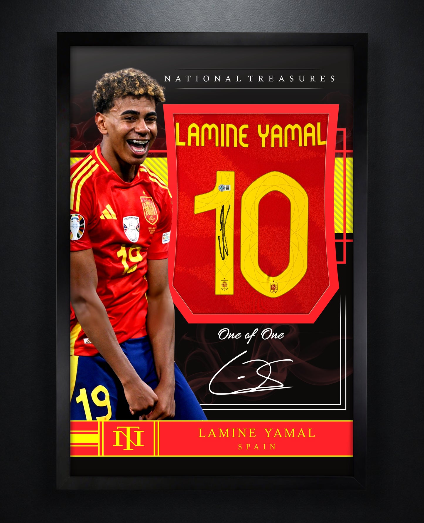 Lamine Yamal Signed Spain Adidas Jersey Framed Beckett COA - Photo of frame