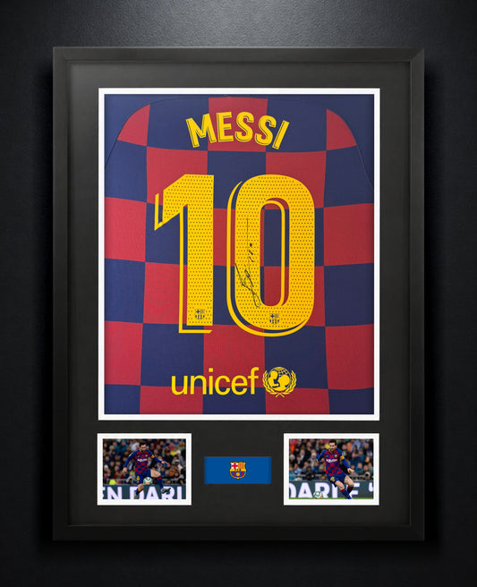 Lionel Messi Signed FC Barcelona Nike Jersey Framed Beckett LOA & COA - Close up of Number