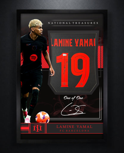Lamine Yamal Signed FC Barcelona Nike Jersey Framed Beckett COA - Photo of frame
