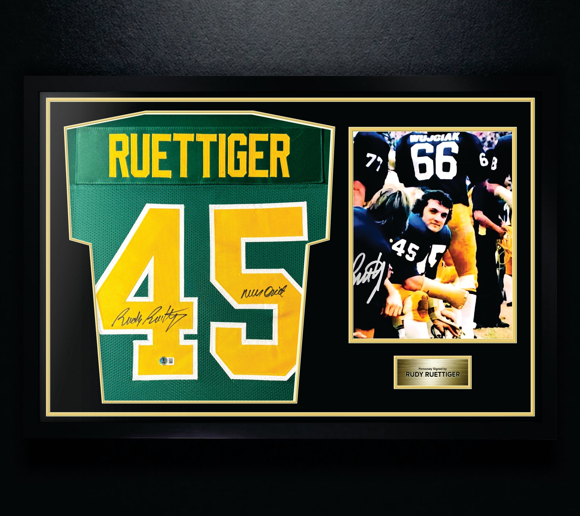 Rudy Ruettiger Signed Notre Dame Fighting Irish Jersey Framed Beckett COA INSCRIBED - Photo of frame