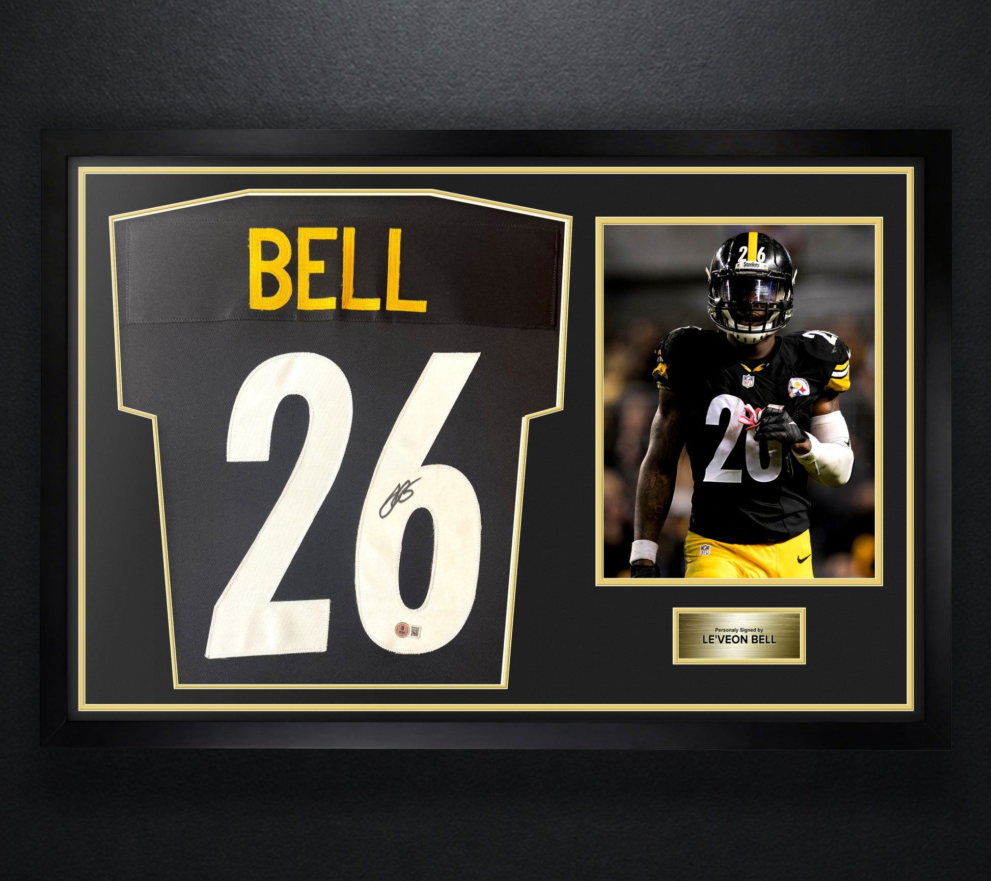 LeVeon Bell Signed Pittsburgh Steelers Jersey Framed Beckett COA - Photo of frame