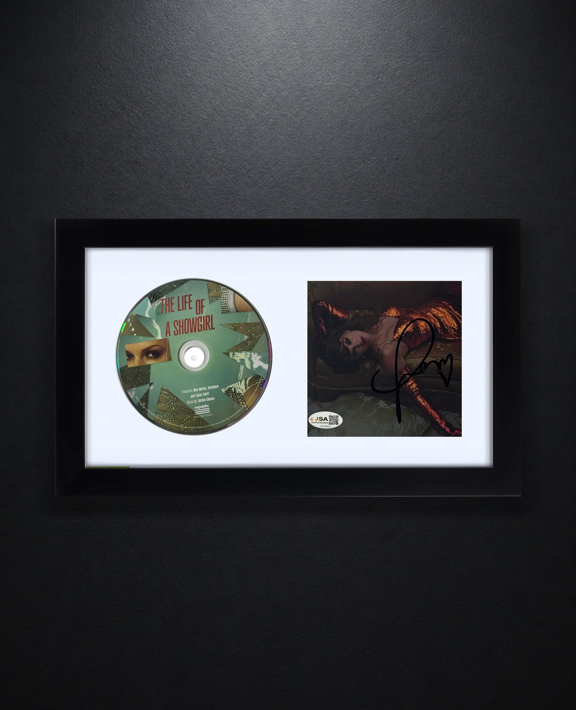 Taylor Swift Signed The Life Of A Showgirl #2 CD Insert Framed JSA COA - Photo of frame