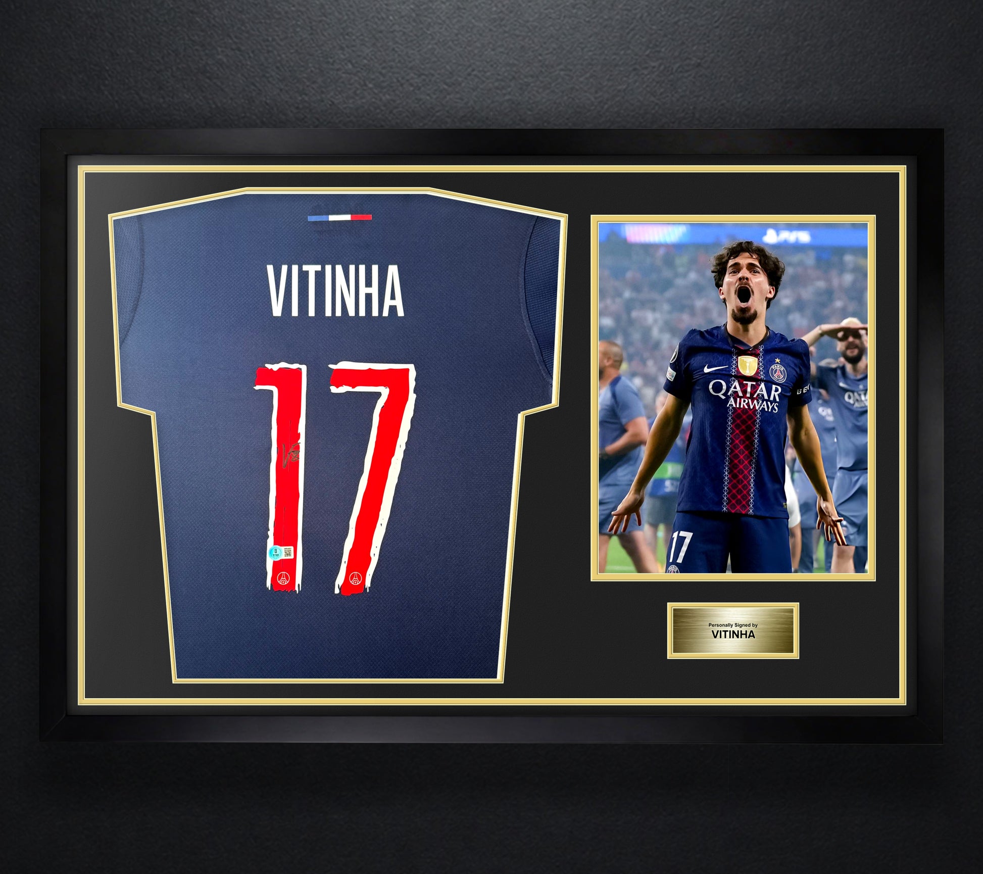 Vitinha Signed PSG Nike Jersey Framed Beckett COA - Photo of frame