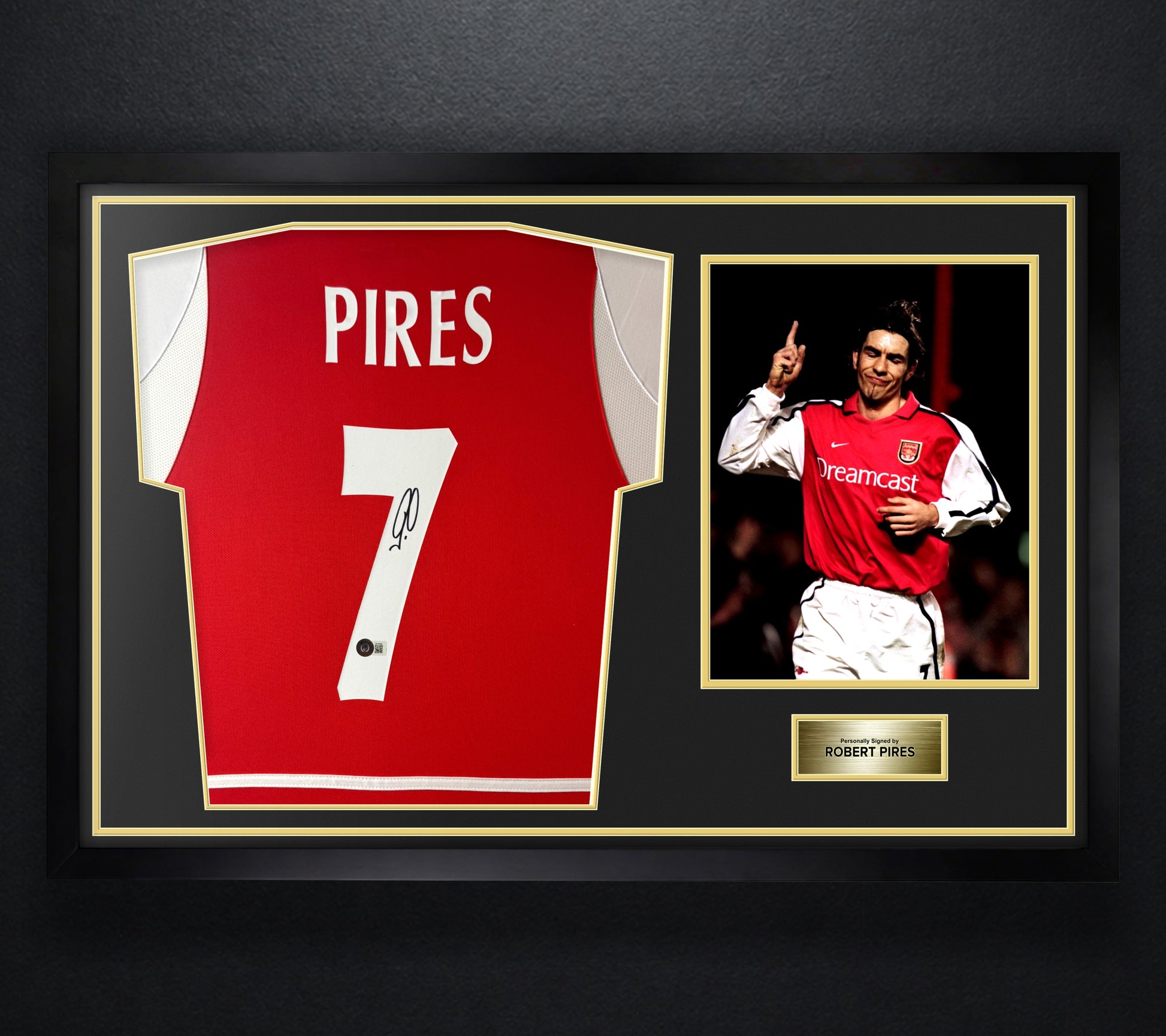 Robert Pires Signed Arsenal Nike Jersey Framed Beckett COA - Photo of frame