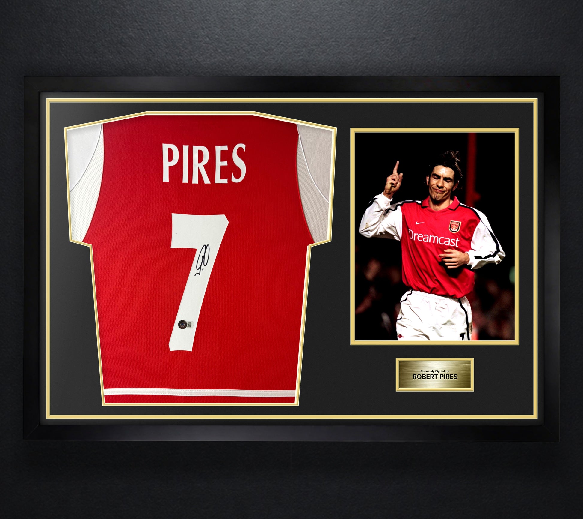 Robert Pires Signed Arsenal Nike Jersey Framed Beckett COA - Photo of frame