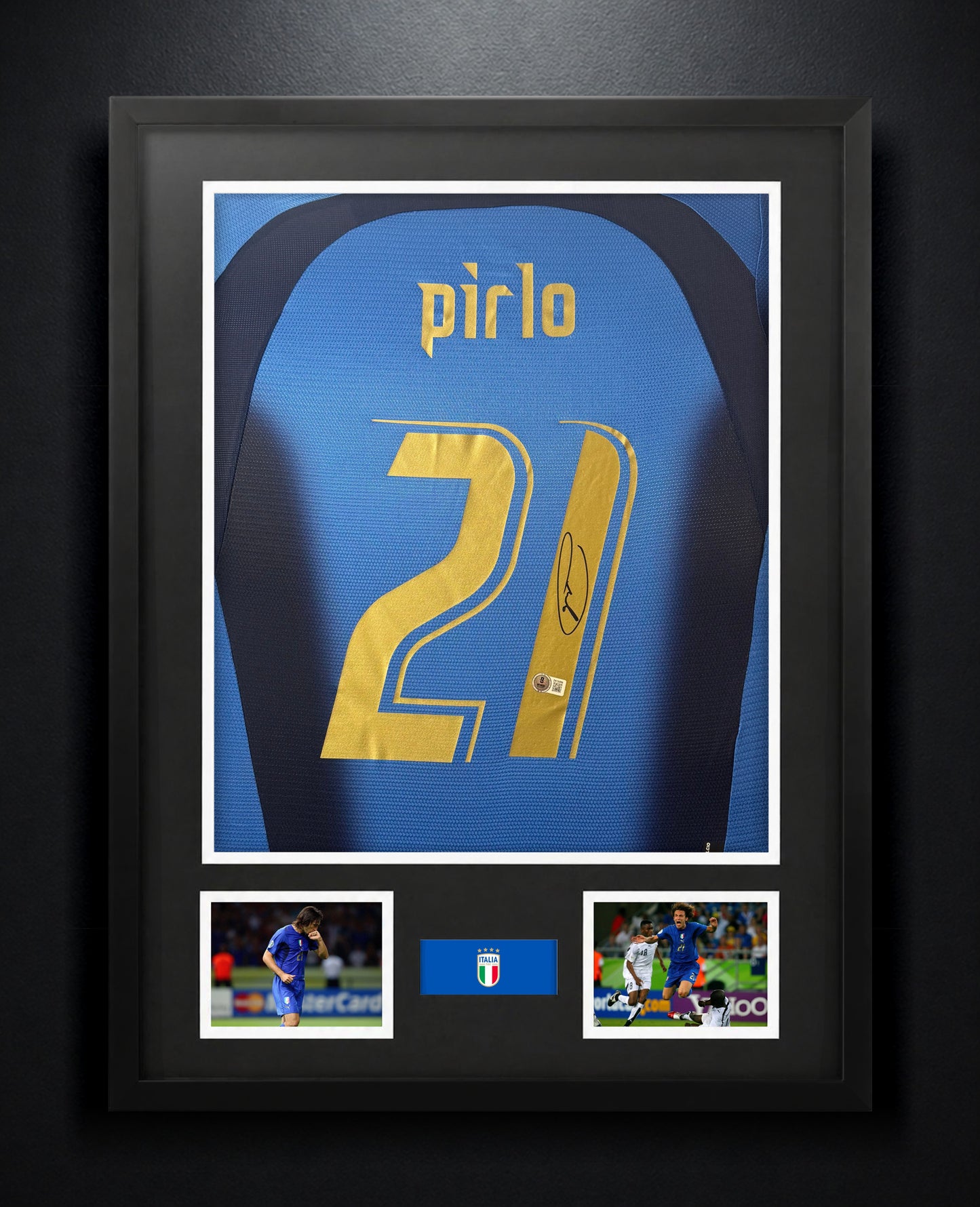 Andrea Pirlo Signed Italy Italy Jersey Framed Beckett COA - Photo of frame