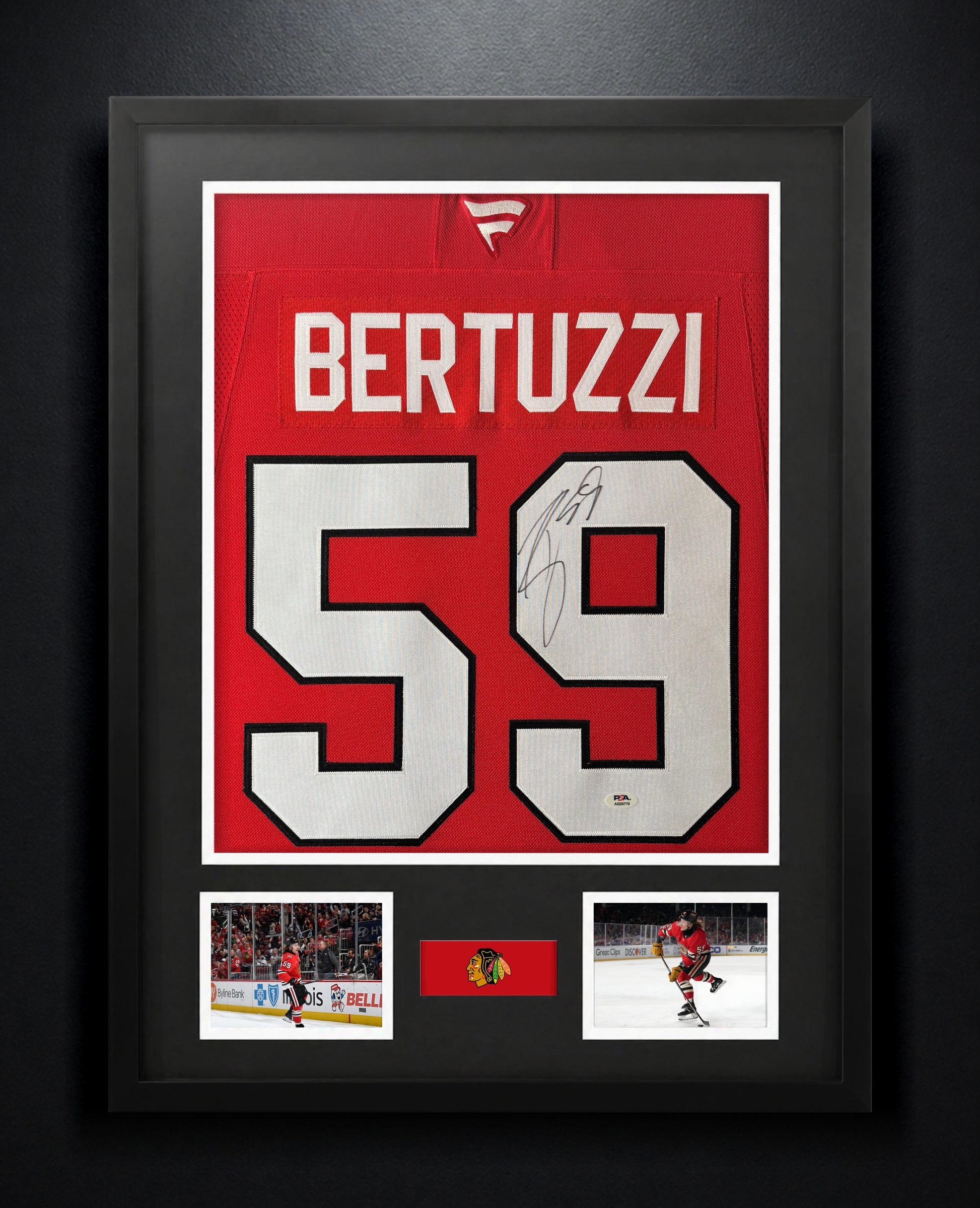 Tyler Bertuzzi Signed Chicago Blackhawks Fanatics Jersey Framed PSA COA - Photo of frame