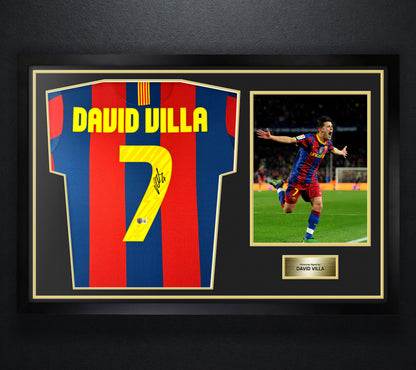David Villa Signed FC Barcelona Nike Jersey Framed Beckett COA - Photo of frame