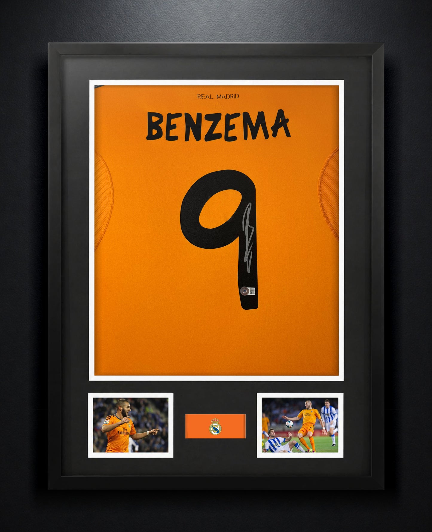 Karim Benzema Signed Real Madrid Jersey Framed Beckett COA - Photo of frame