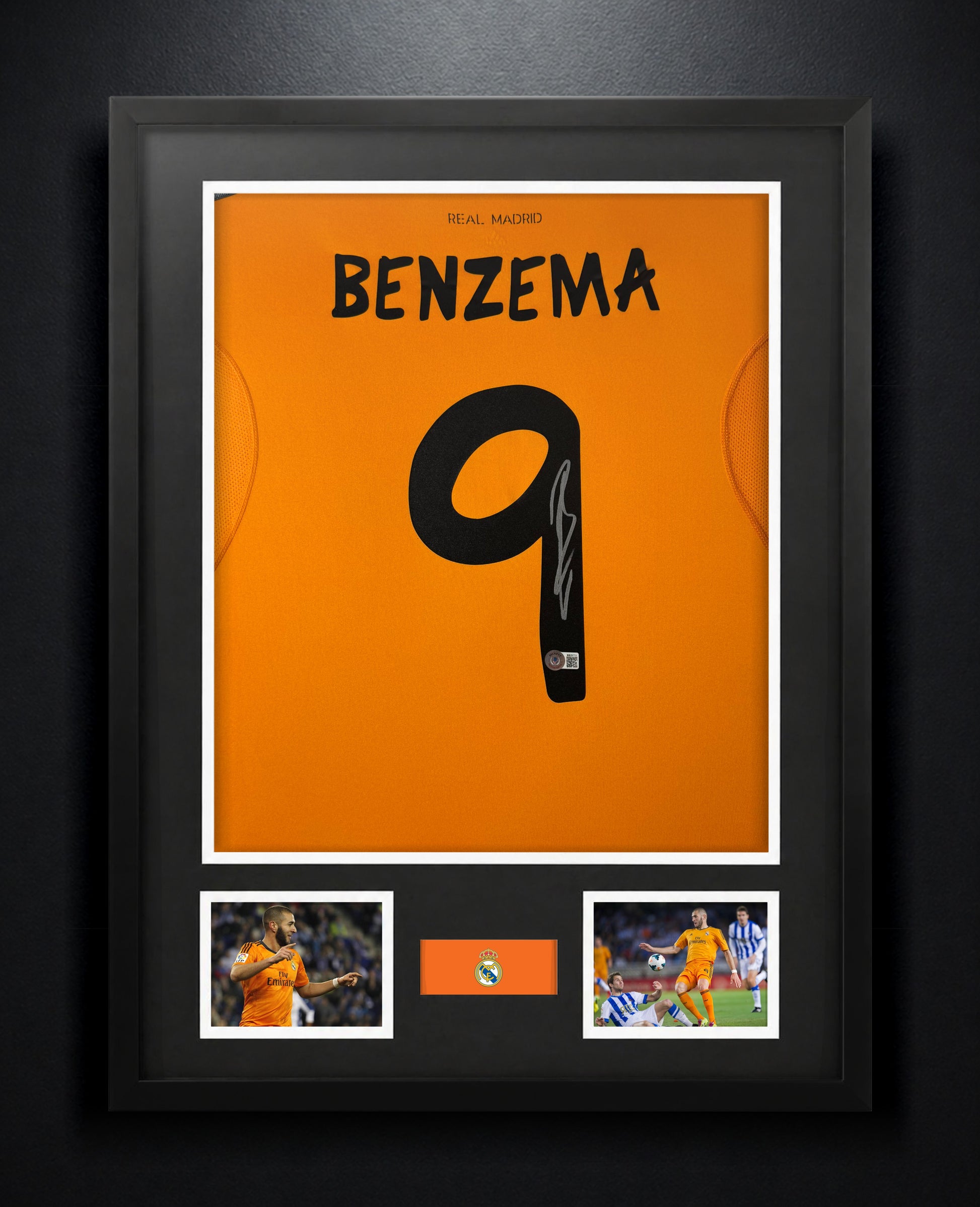 Karim Benzema Signed Real Madrid Jersey Framed Beckett COA - Photo of frame