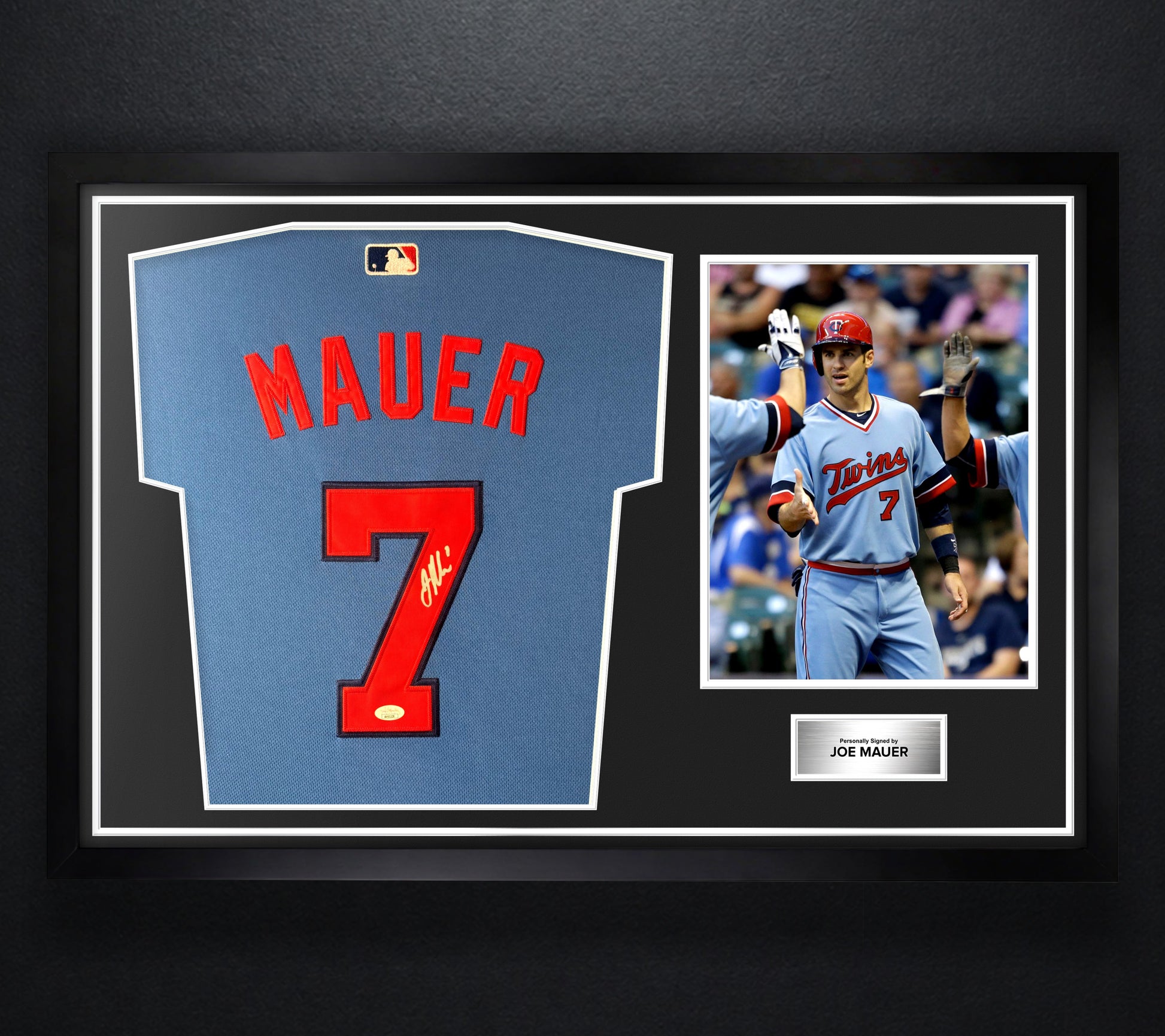 Joe Mauer Signed Minnesota Twins Nike Jersey Framed JSA COA - Photo of frame