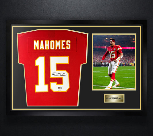 Patrick Mahomes Signed Kansas City Chiefs Nike Jersey Framed Beckett & PSA COA - Photo of frame