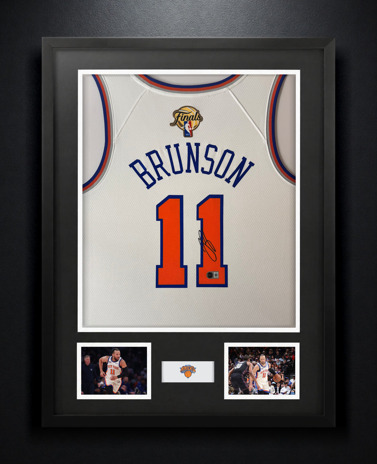 Jalen Brunson Signed New York Knicks Nike Jersey Framed Beckett COA - Photo of frame