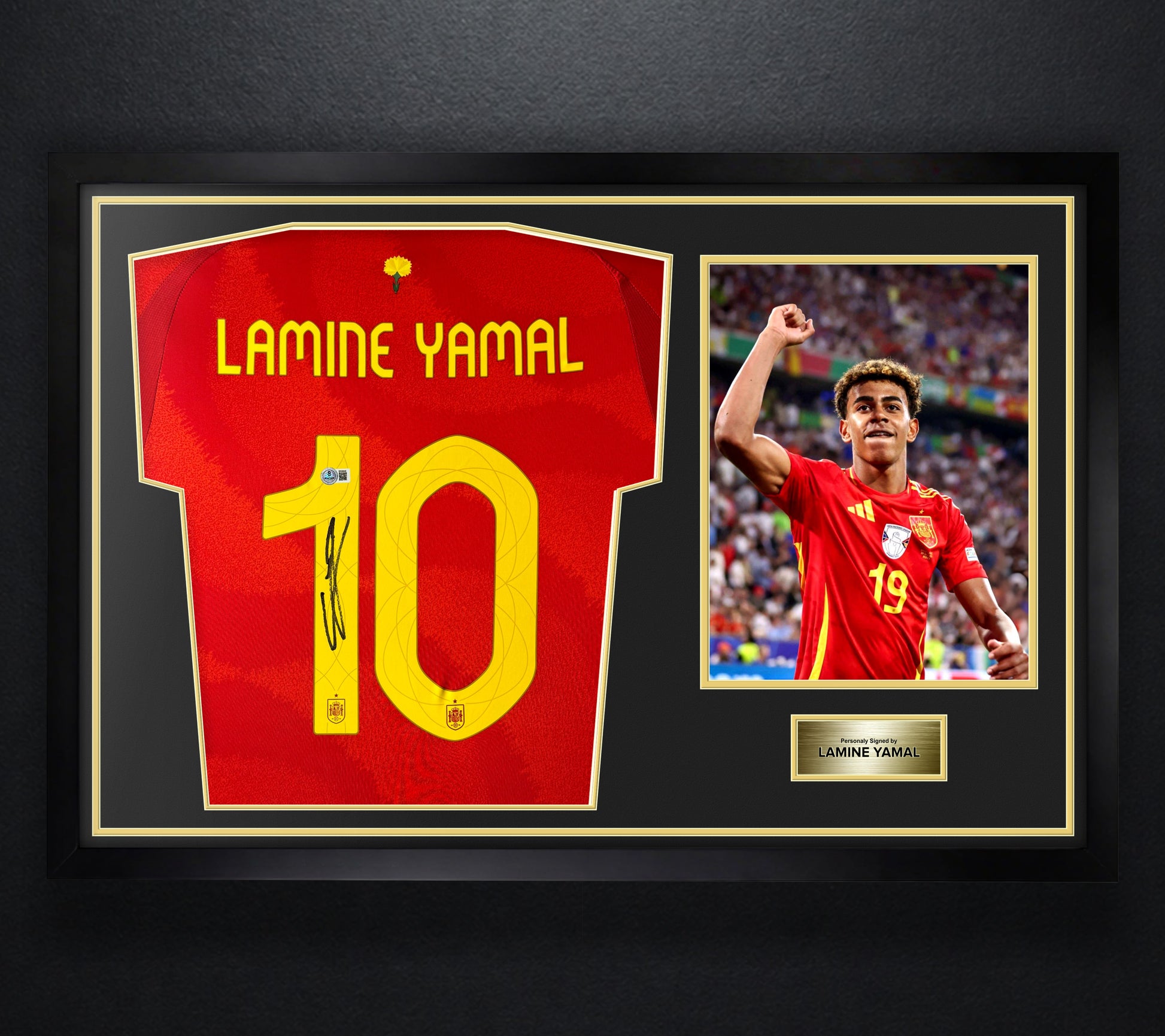 Lamine Yamal Signed Spain Adidas Jersey Framed Beckett COA - Photo of frame