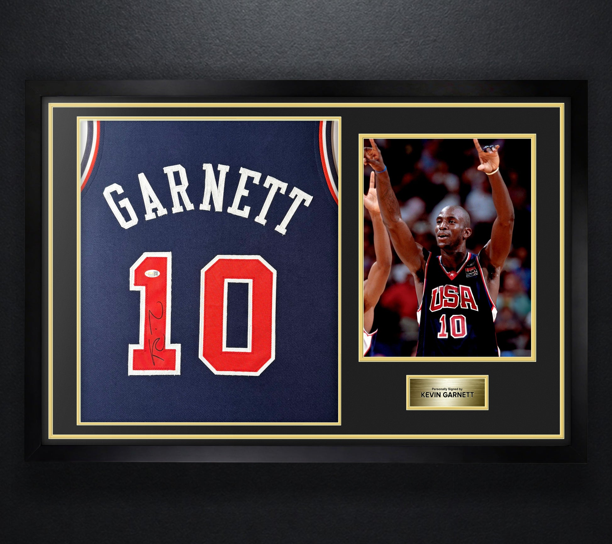 Kevin Garnett Signed USA Jersey Framed JSA COA - Photo of frame