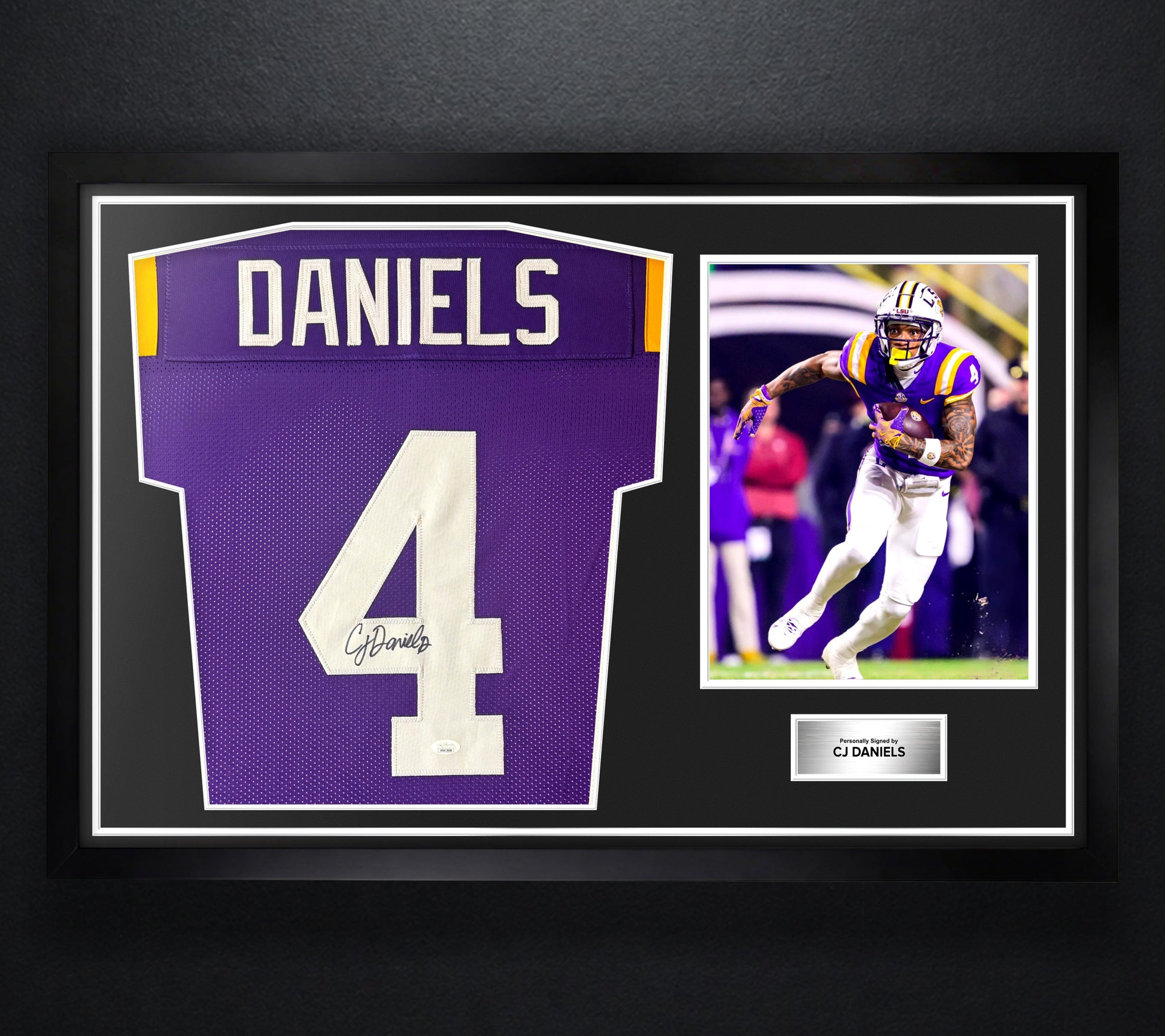 CJ Daniels Signed LSU Tigers Jersey Framed JSA COA - Photo of frame