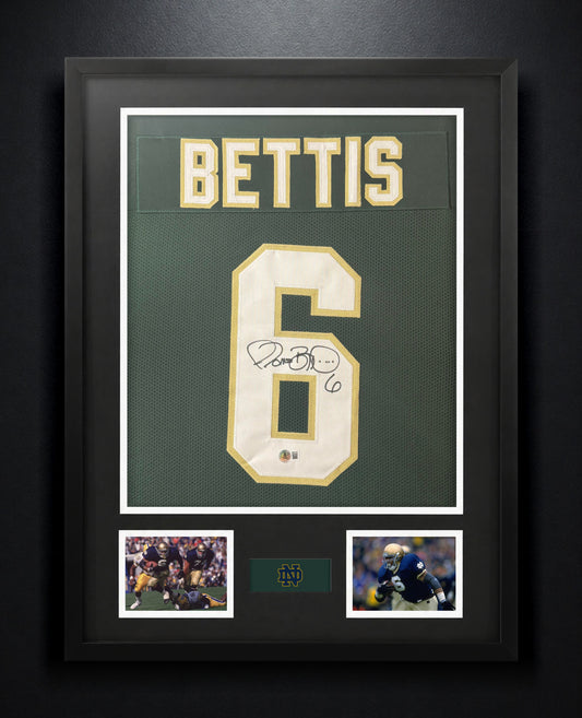 Jerome Bettis Signed Notre Dame Fighting Irish Jersey Framed Beckett COA - Photo of frame