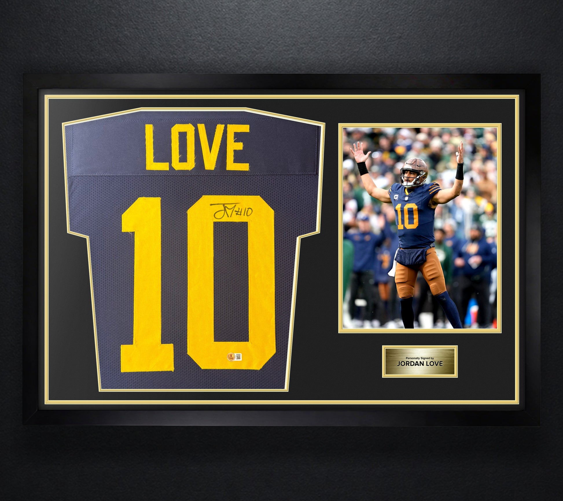 Jordan Love Signed Green Bay Packers Jersey Framed Beckett COA - Photo of frame