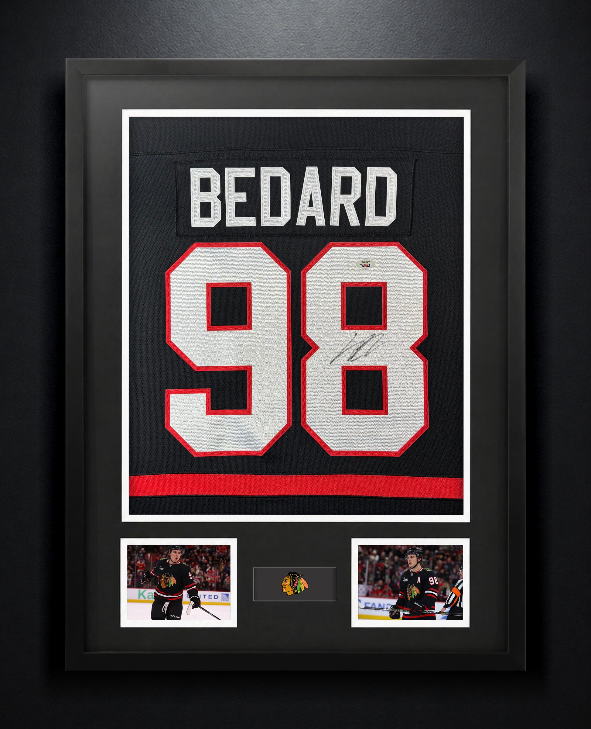 Connor Bedard Signed Chicago Blackhawks Fanatics Jersey Framed PSA COA - Photo of frame