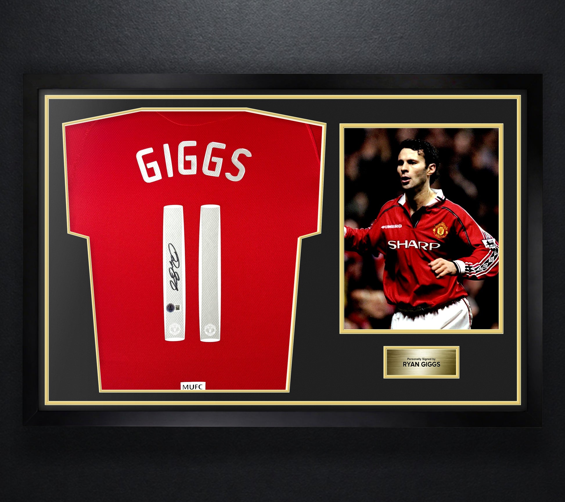 Ryan Giggs Signed Manchester United Nike Jersey Framed Beckett COA - Photo of frame