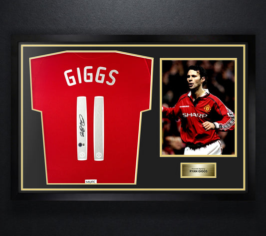 Ryan Giggs Signed Manchester United Nike Jersey Framed Beckett COA - Photo of frame