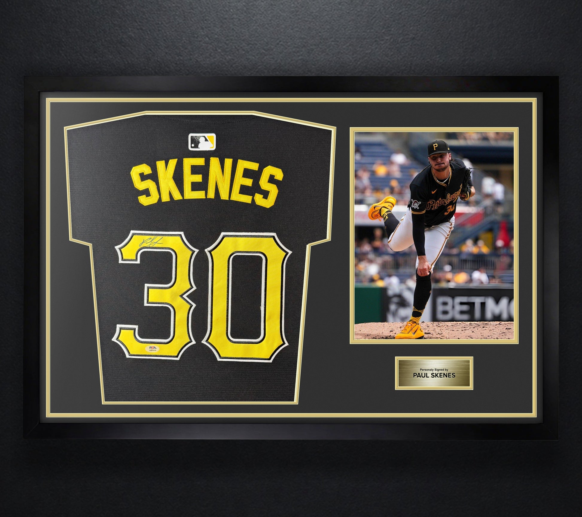 Paul Skenes Signed Pittsburgh Pirates Nike Jersey Framed PSA COA - Photo of frame