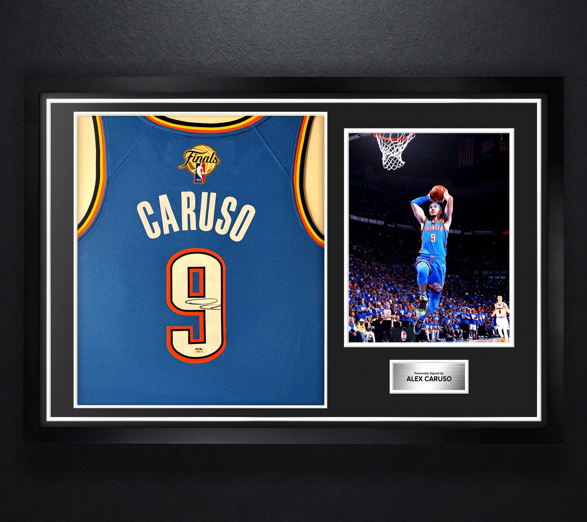 Alex Caruso Signed Oklahoma City Thunder Nike Jersey Framed PSA COA - Photo of frame