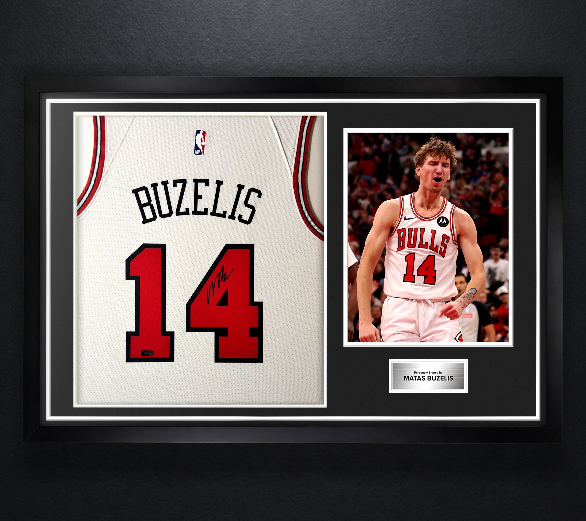 Matas Buzelis Signed Chicago Bulls Nike Jersey Framed Panini Authenthic COA - Photo of frame