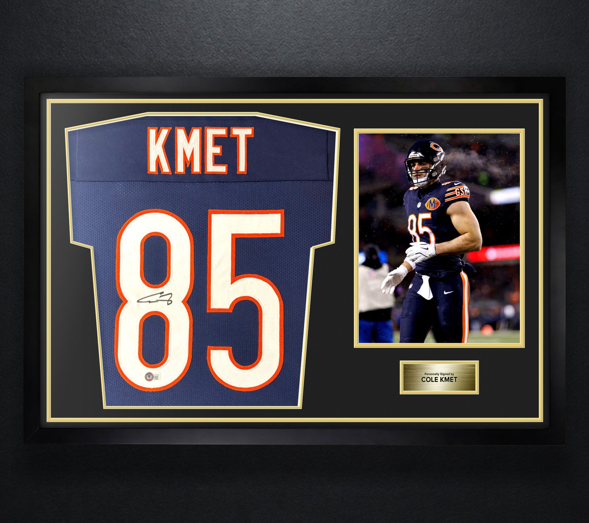 Cole Kmet Signed Chicago Bears Jersey Framed Beckett COA - Photo of frame