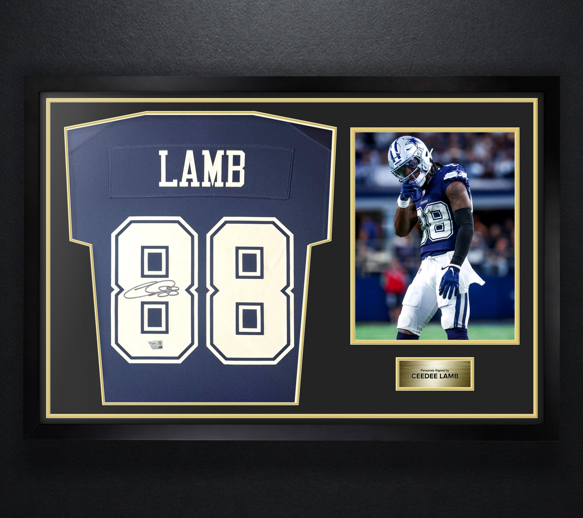 CeeDee Lamb Signed Dallas Cowboys Nike Jersey Framed Fanatics COA - Photo of frame