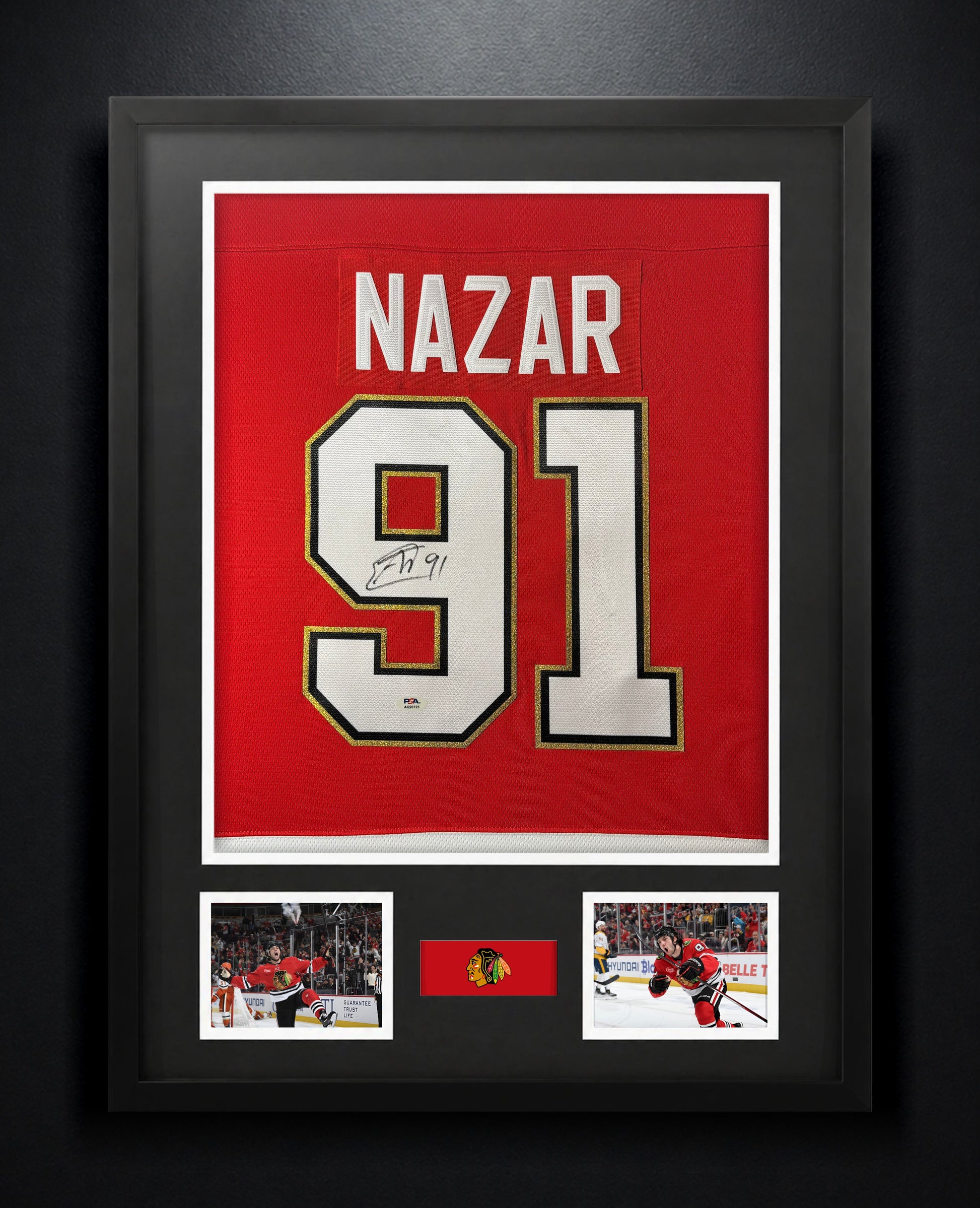 Frank Nazar Signed Chicago Blackhawks Fanatics Jersey Framed PSA COA - Photo of frame