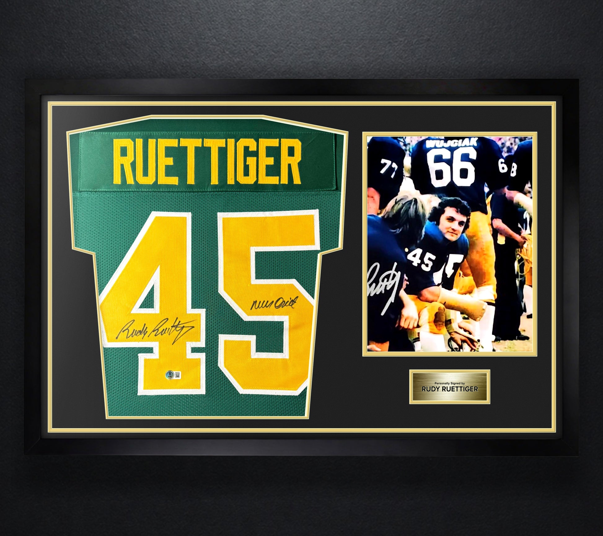 Rudy Ruettiger Signed Notre Dame Fighting Irish Jersey Framed Beckett COA INSCRIBED - Photo of frame