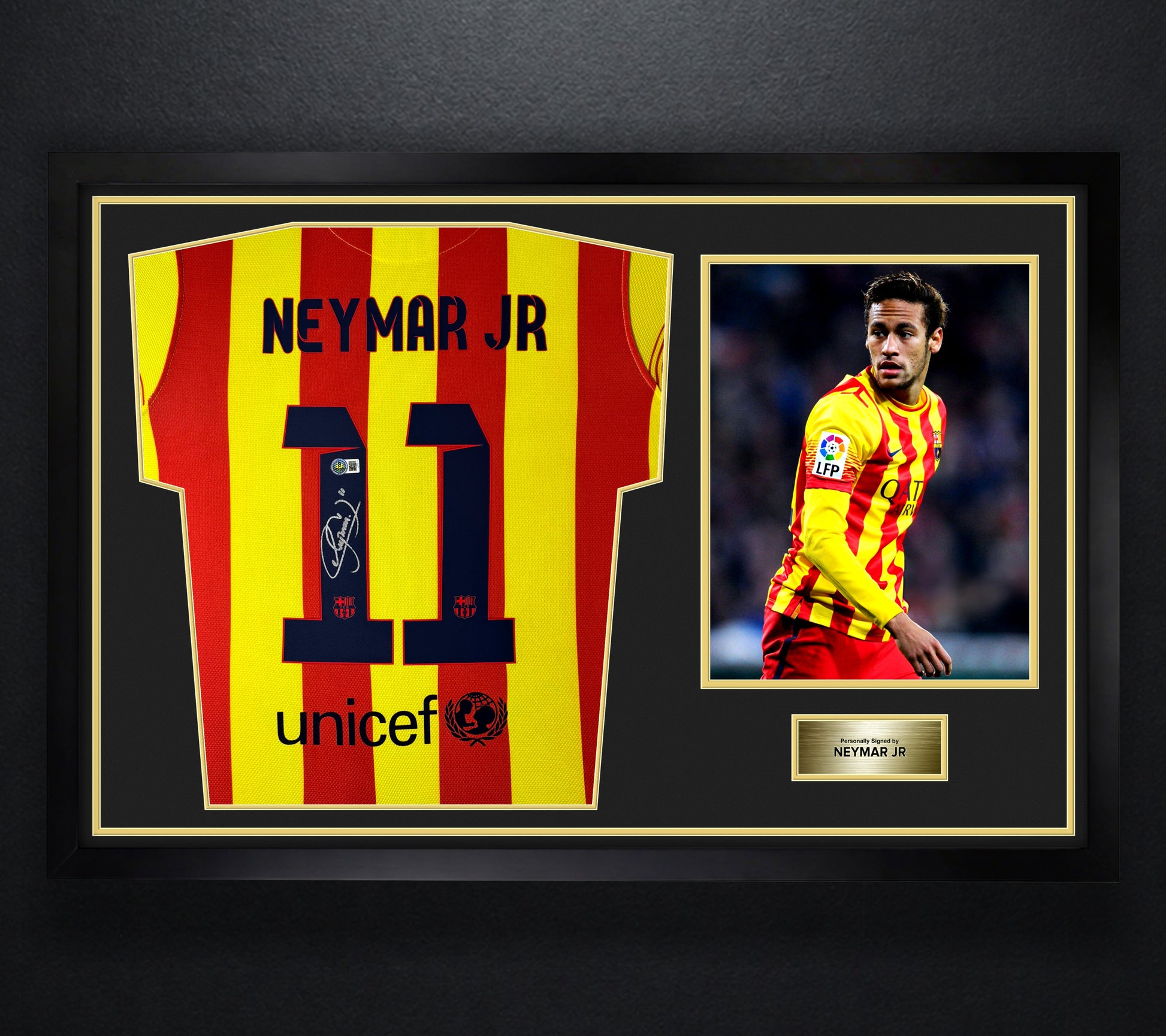 Neymar Jr Signed FC Barcelona Jersey Framed Beckett COA - Photo of frame