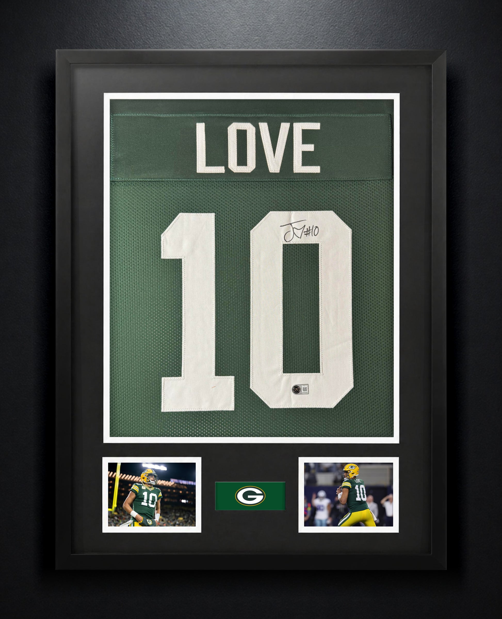 Jordan Love Signed Green Bay Packers Jersey Framed Beckett COA - Photo of frame
