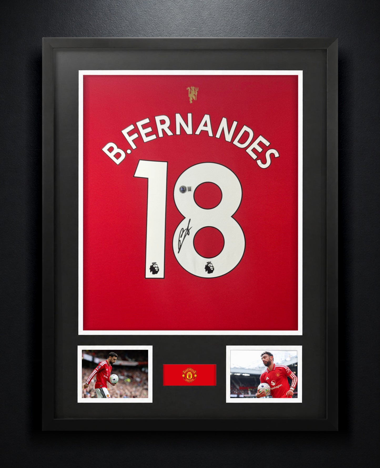 Bruno Fernandes Signed Manchester United Adidas Jersey Framed Beckett COA - Photo of frame