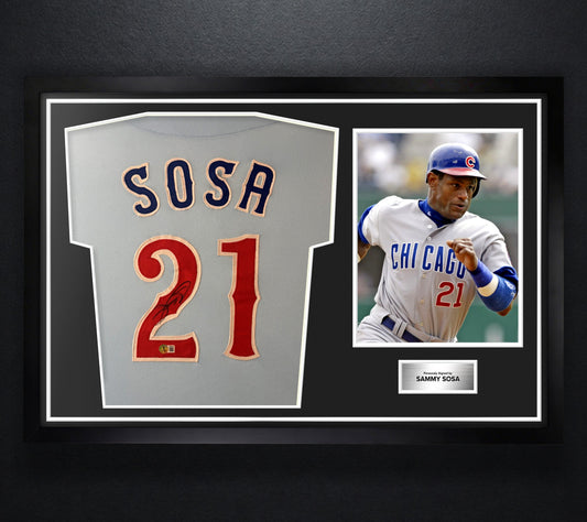 Sammy Sosa Signed Chicago Cubs Jersey Framed Beckett COA - Photo of frame