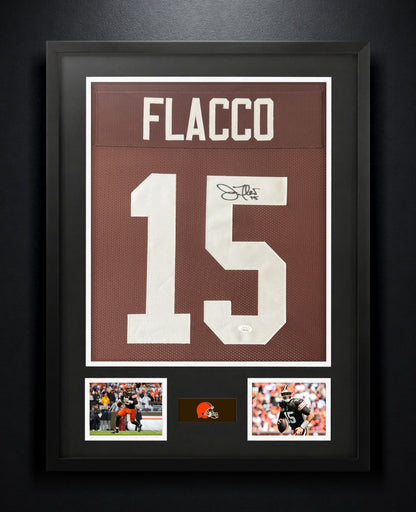 Joe Flacco Signed Cleveland Browns Jersey Framed JSA COA - Photo of frame