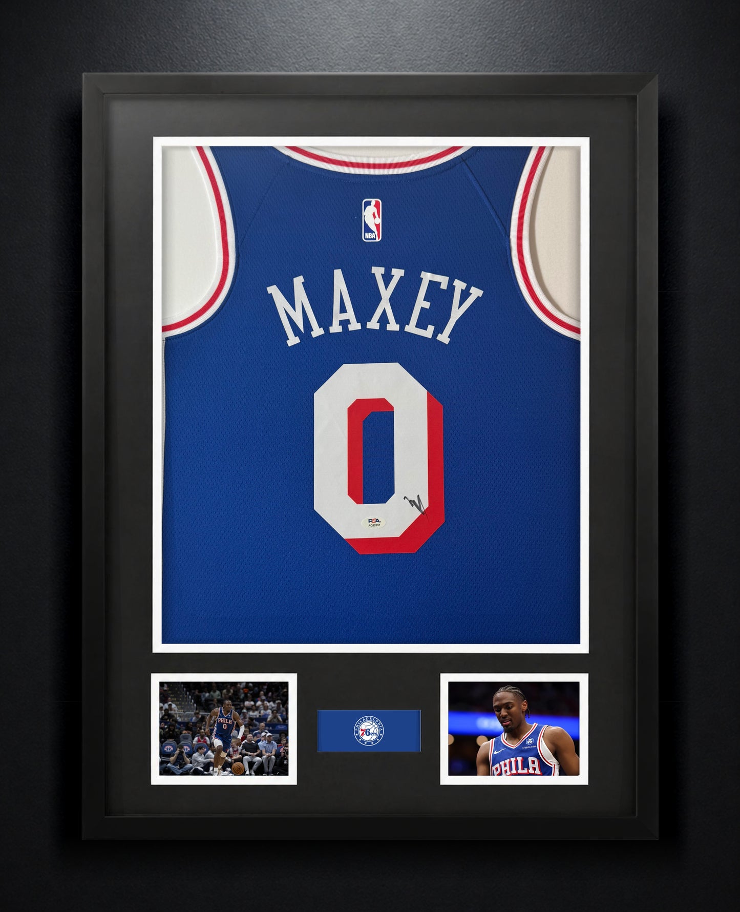 Tyrese Maxey Signed Philadelphia 76ers Nike Jersey Framed PSA COA - Photo of frame