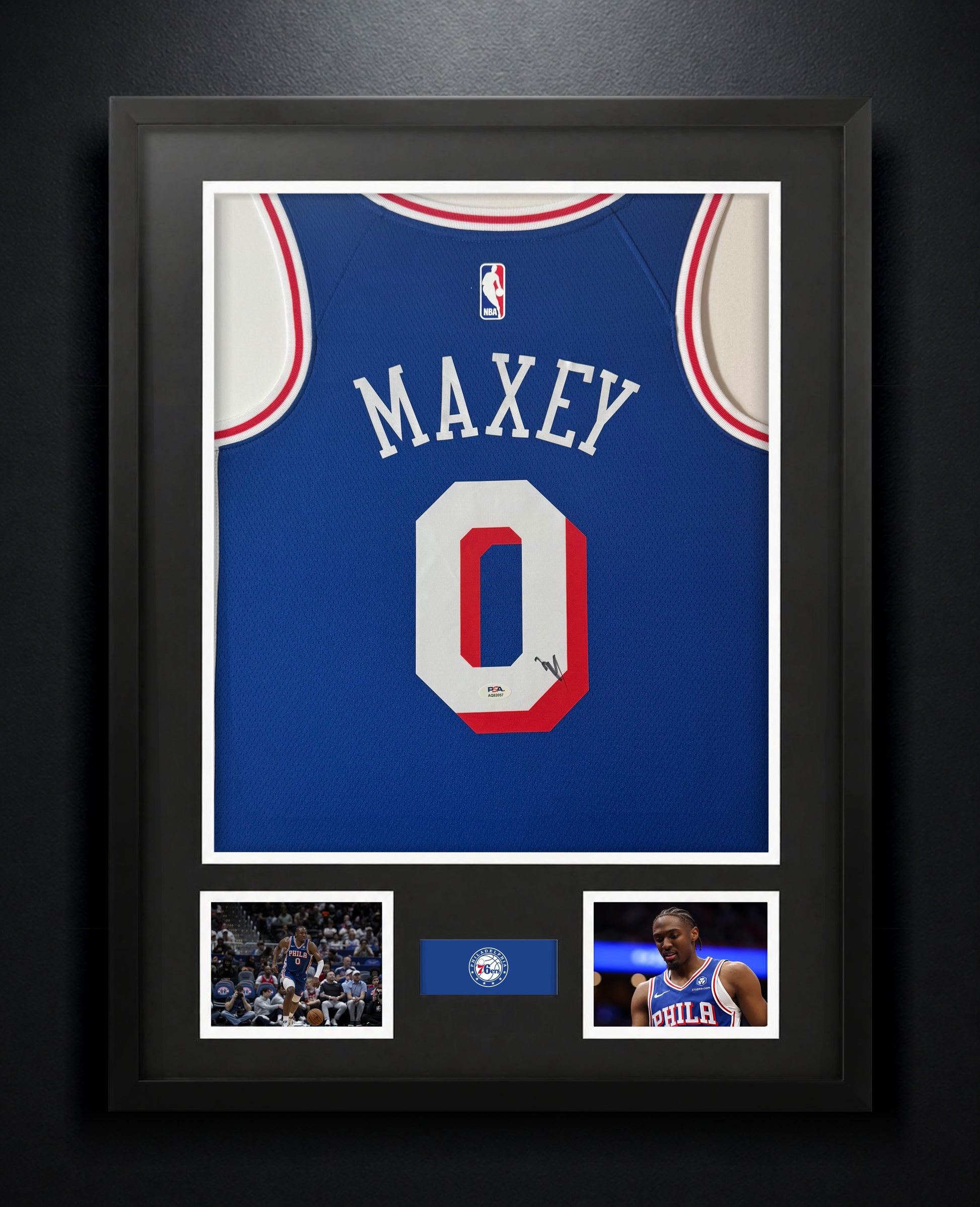 Tyrese Maxey Signed Philadelphia 76ers Nike Jersey Framed PSA COA - Photo of frame