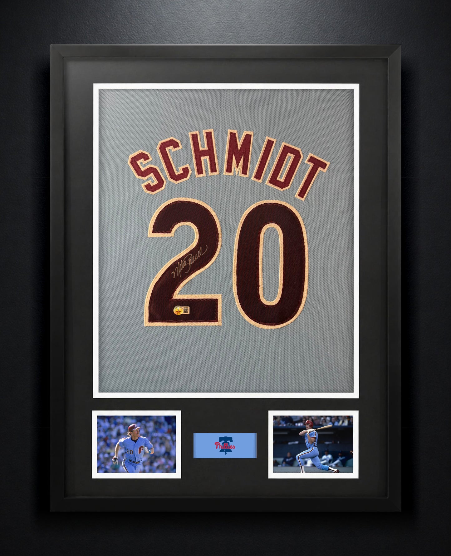 Mike Schmidt Signed Philadelphia Phillies Jersey Framed Beckett COA - Photo of frame