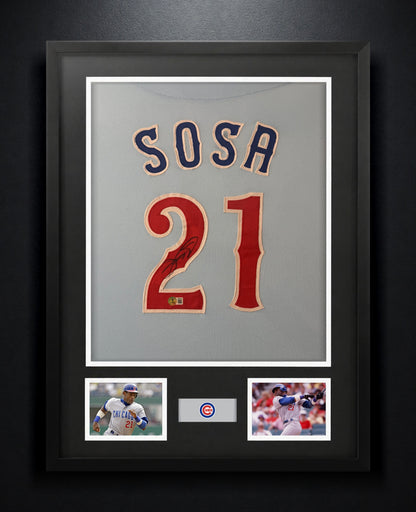 Sammy Sosa Signed Chicago Cubs Jersey Framed Beckett COA - Photo of frame