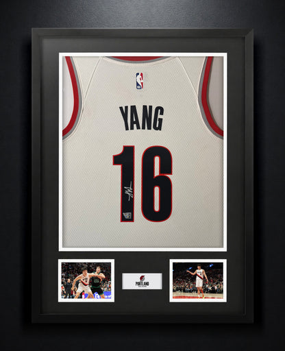 Yang Hansen Signed Portland Trail Blazers Mitchell & Ness Jersey Framed Fanatics COA - Photo of frame