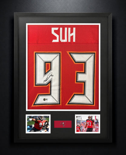 Ndamukong Suh Signed Tampa Bay Buccaneers Jersey Framed Beckett COA - Photo of frame