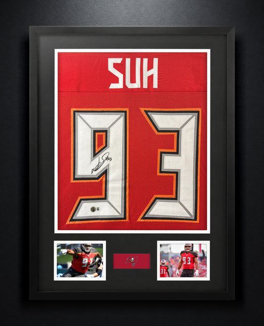 Ndamukong Suh Signed Tampa Bay Buccaneers Jersey Framed Beckett COA - Photo of frame