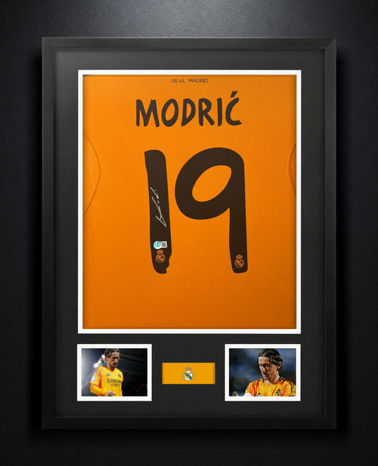 Luka Modric Signed Real Madrid Adidas Jersey Framed Beckett COA - Photo of frame