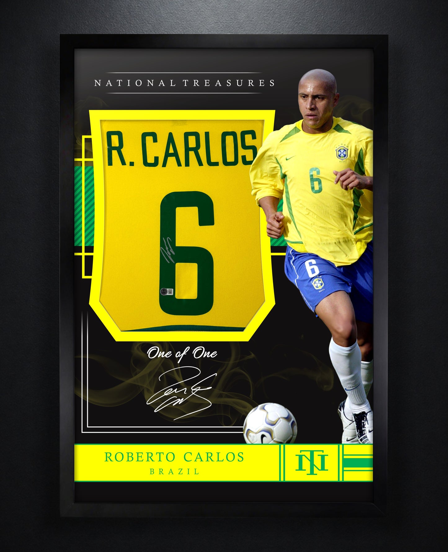 Roberto Carlos Signed Brazil Nike Jersey Framed Beckett COA - Photo of frame