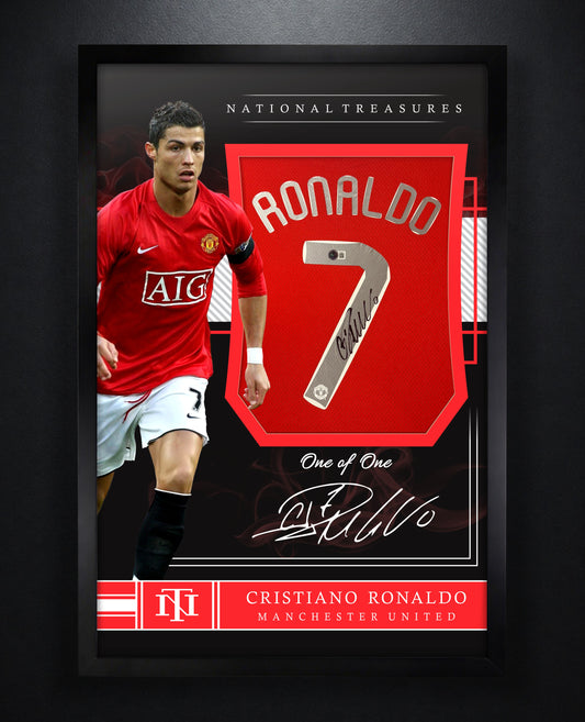 Cristiano Ronaldo Signed Manchester United Jersey Framed Beckett LOA & COA - Photo of frame