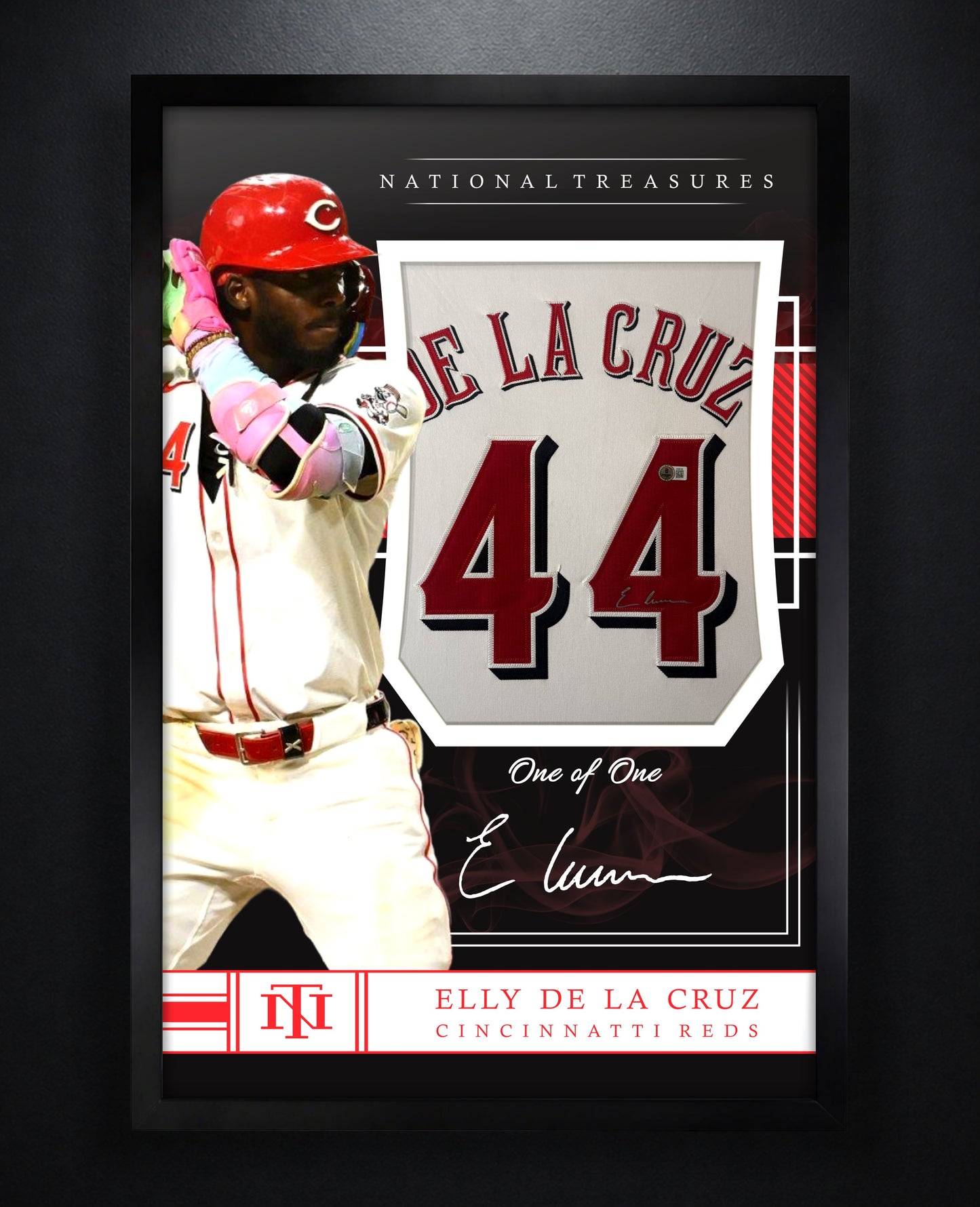 Elly De La Cruz Signed Cincinnati Reds Jersey Framed Beckett COA - Photo of frame